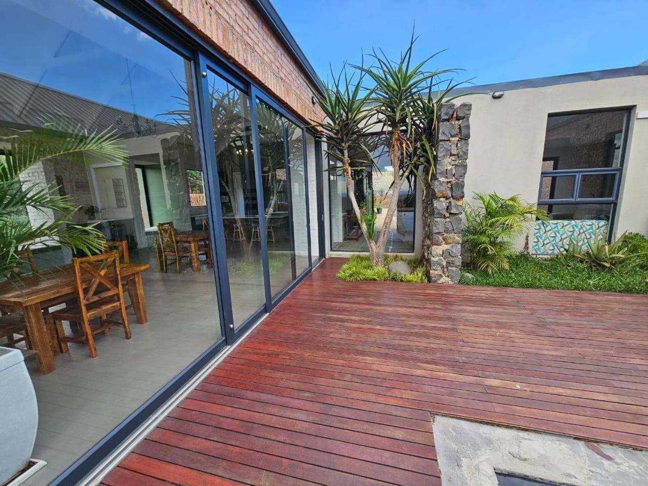 Hilltop House Ladysmith Εξωτερικό φωτογραφία